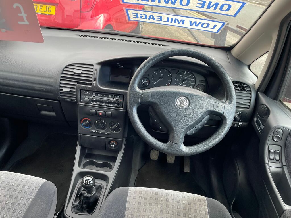 Vauxhall Zafira 1.8I 16V Black #13