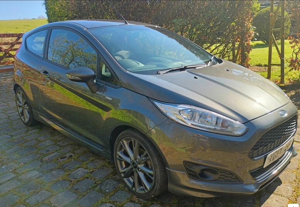 Ford Fiesta 1.0T Ecoboost St-line Hatchback Grey