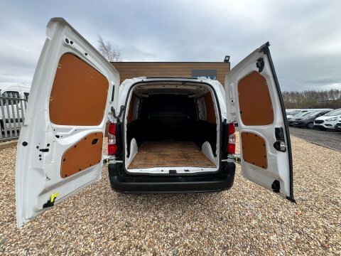 Toyota Proace City City 1.5 Bluehdi Icon Short Panel Van M  #5