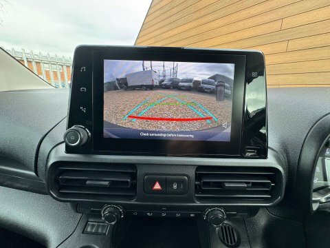 Toyota Proace City City 1.5 Bluehdi Icon Short Panel Van M  #18