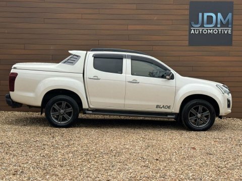 Isuzu D-Max 1.9 D-max Blade PX67TYZ White #2