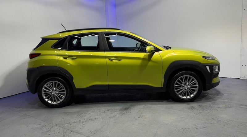 Hyundai Kona Se Yellow #4