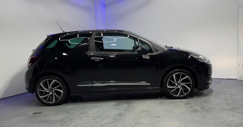 DS DS 3 Bluehdi Connected Chic S Black #4