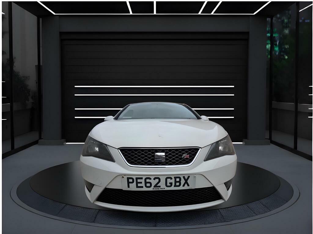 Seat Ibiza 1.2 Tsi Fr Sport Coupe Euro 5 White #2