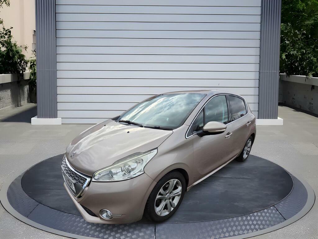 Peugeot 208 1.4 Hdi Allure Euro 5 SP13VBY Pink #5