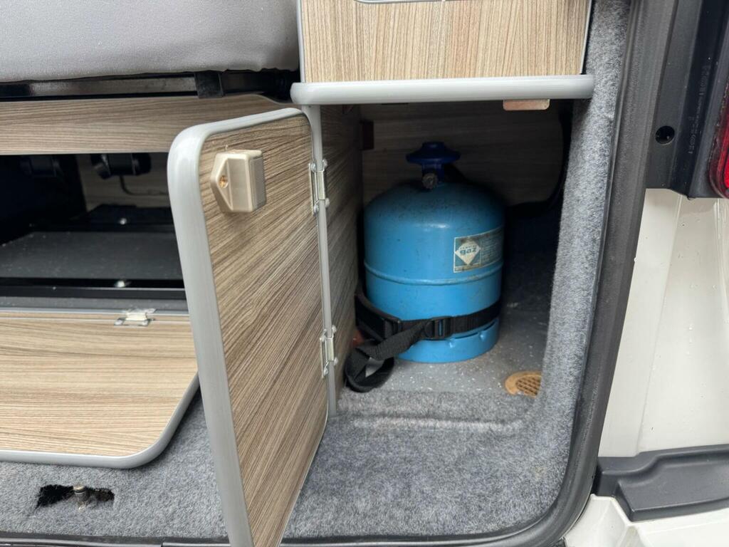 Volkswagen Transporter 2.5 Td 1200 Panel Van Blue #22