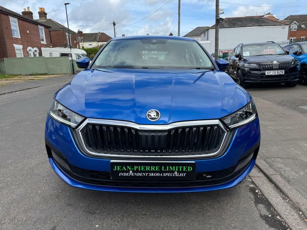 Skoda Octavia Hatchback 1.5 Tsi Act Se Euro 6 Ss 202272 HK72WYZ Blue #3