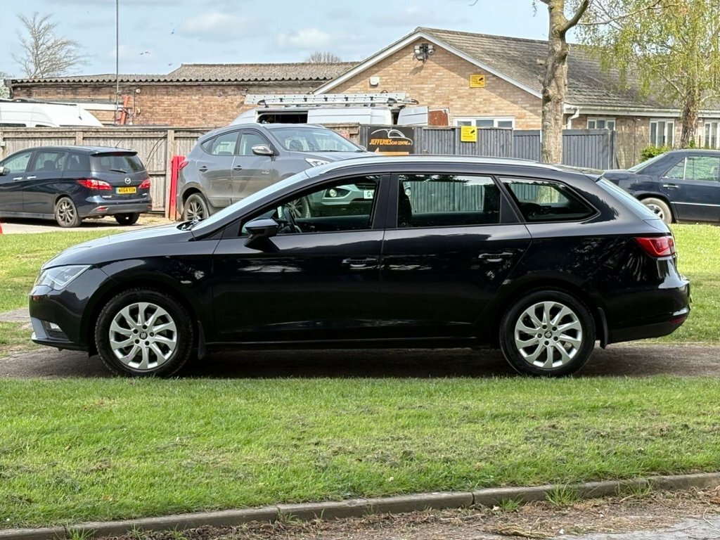 Seat Leon 2L Se CV14KNL Black #4
