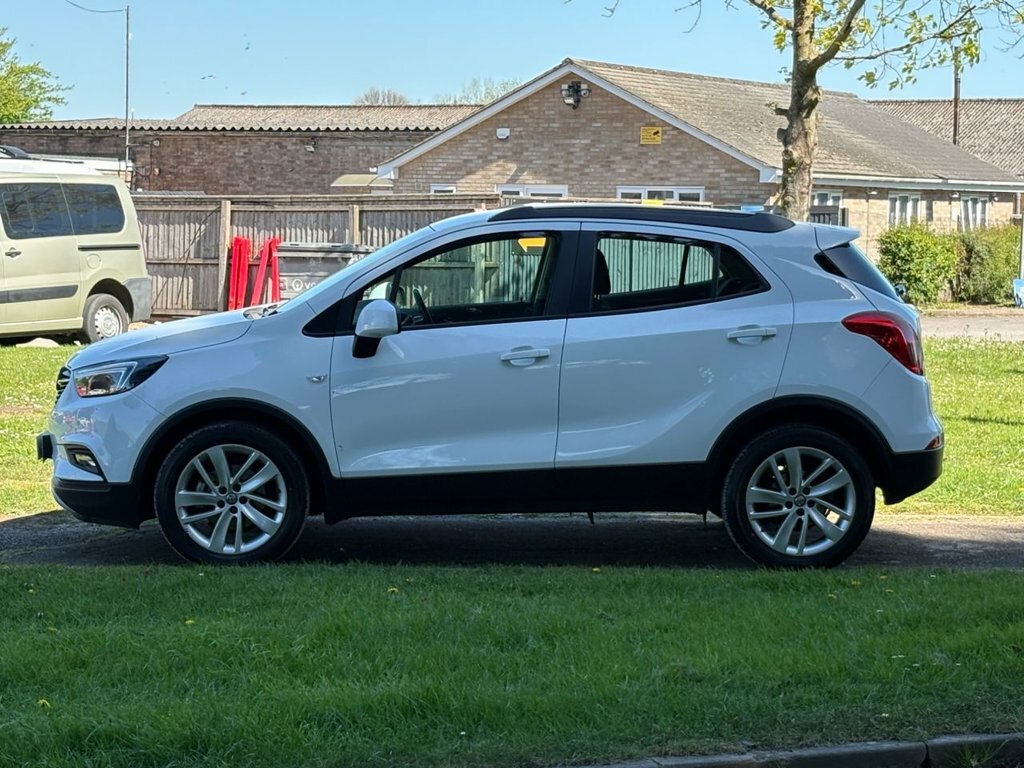 Vauxhall Mokka X 1.4L Active DN19XJJ White #4