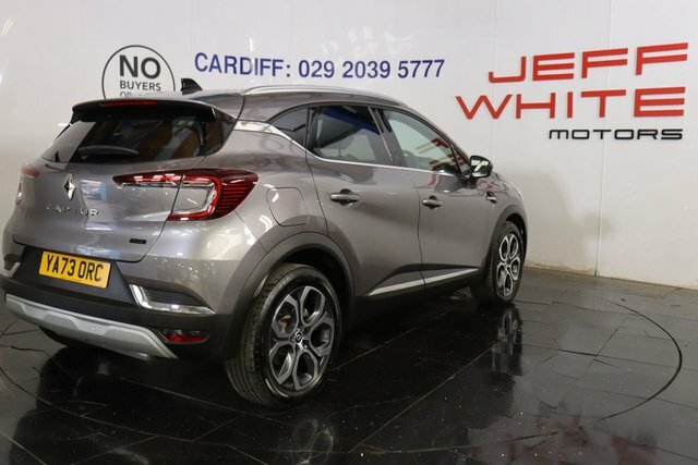 Renault Captur E-tech 9.8Kwh Techno YA73ORC Grey #5
