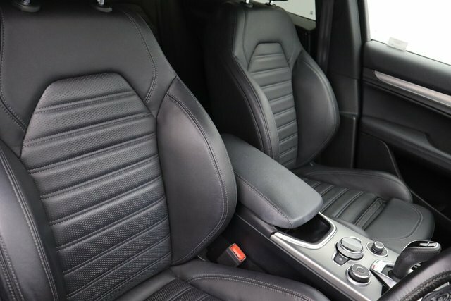 Alfa Romeo Stelvio Veloce Q4 BJ71WNM Blue #3