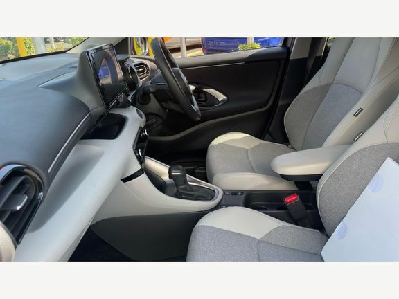 Toyota Yaris Excel LB73KKD Grey #5