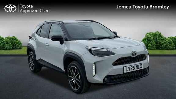 Toyota Yaris Cross Gr Sport Fwd Grey