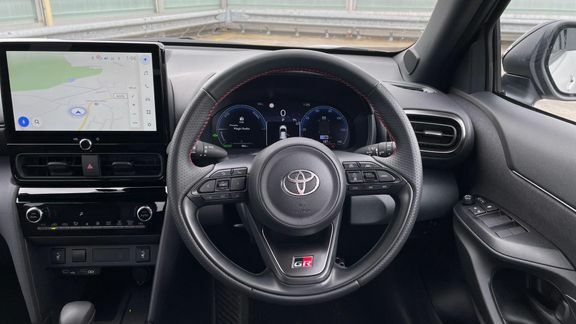 Toyota Yaris Cross Gr Sport Fwd LV25NLX Grey #6