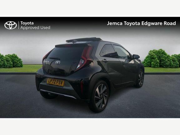 Toyota Aygo X Exclusive M Canvas Roof, Jbl LP72FSV Green #2