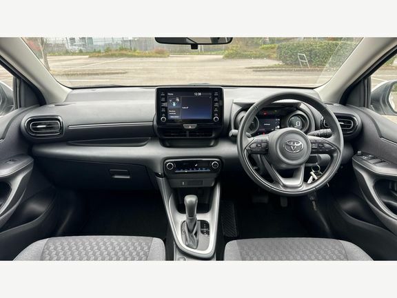 Toyota Yaris Design RJ23VTD White #5