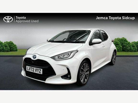 Toyota Yaris Excel LV72VYZ White #3