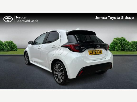 Toyota Yaris Excel LV72VYZ White #4