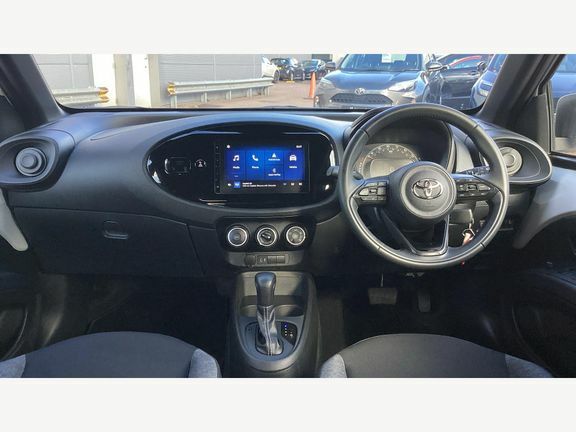 Toyota Aygo X Pure Automatic LL74UYP White #5