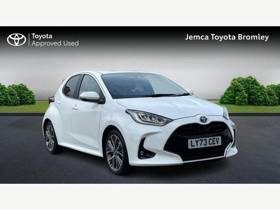 Toyota Yaris Excel White