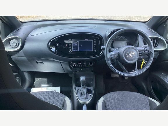 Toyota Aygo X Edge Automatic RJ73PMX Green #6