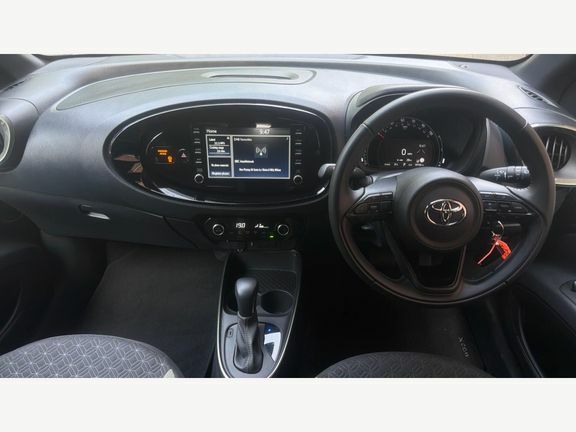 Toyota Aygo X Edge Automatic LS73OZX Green #6