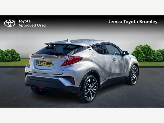Toyota C-Hr Excel 1.8Cvt LV67WHP Silver #2