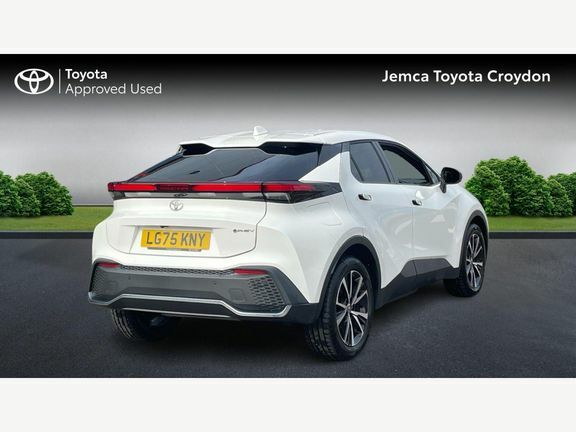 Toyota C-Hr Design 2.0 Fwd Plug-in LG75KNY White #2