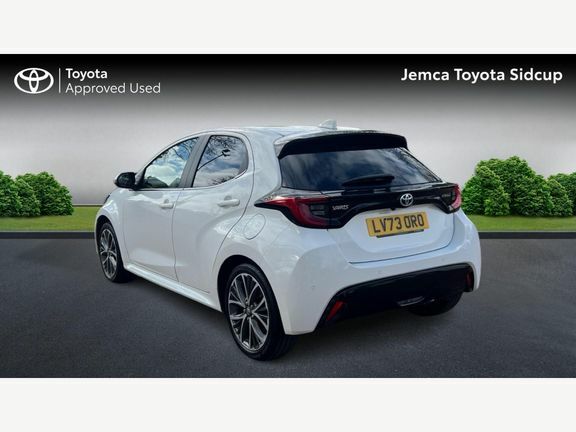 Toyota Yaris Excel LV73ORO White #4