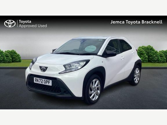 Toyota Aygo X Pure Manual RK72OPF White #3