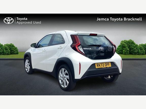 Toyota Aygo X Pure Manual RK72OPF White #4