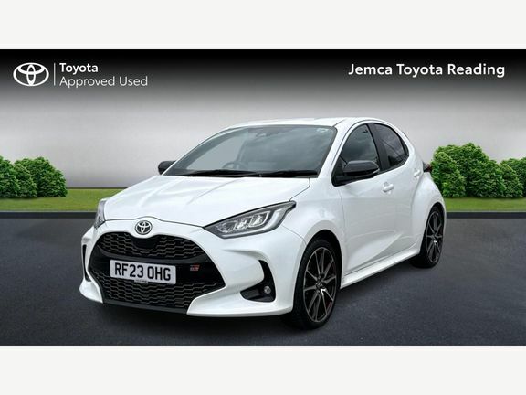 Toyota Yaris Gr Sport RF23OHG White #3