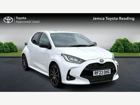 Toyota Yaris Gr Sport White