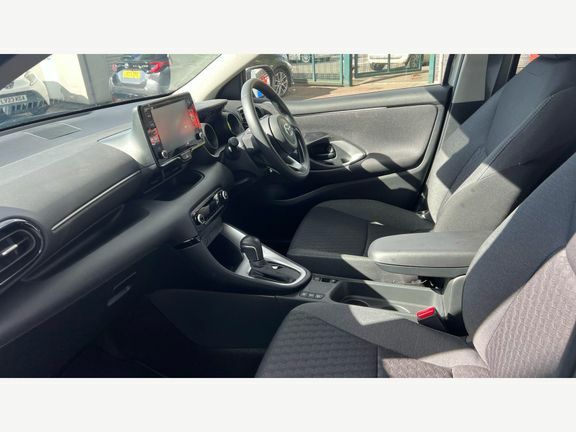 Toyota Yaris Design LY73VDG Silver #5