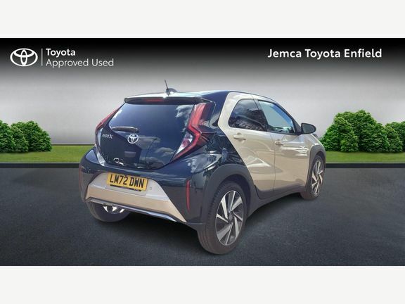 Toyota Aygo X Exclusive Automatic LM72DWN Beige #2