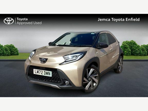 Toyota Aygo X Exclusive Automatic LM72DWN Beige #3