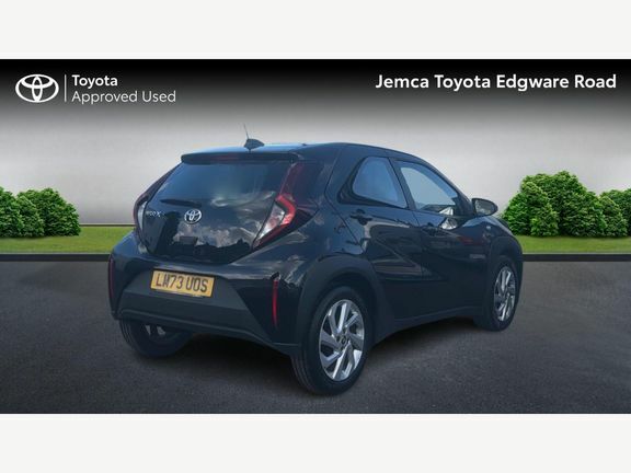 Toyota Aygo X Pure Automatic LM73UOS Black #2