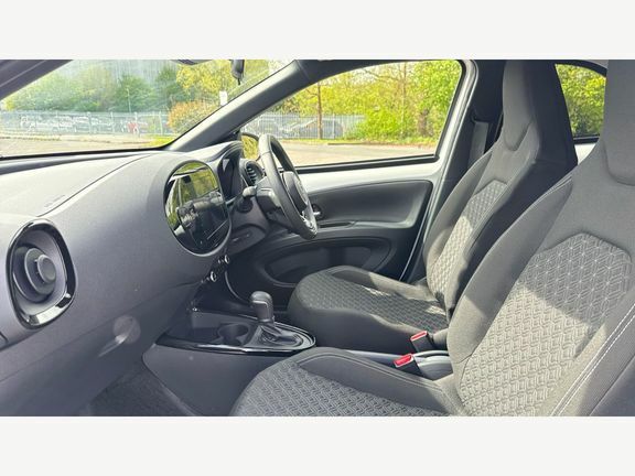 Toyota Aygo X Edge Auto RK75UAY White #5