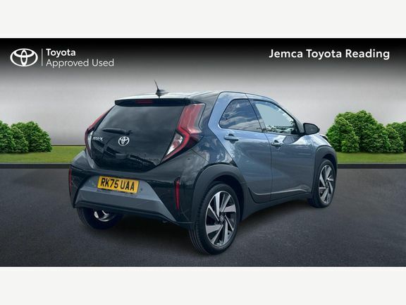 Toyota Aygo X Edge Parking Pack RK75UAA #2