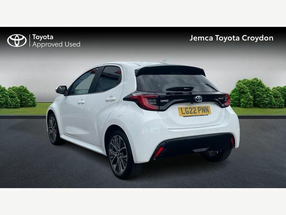 Toyota Yaris Excel 1.5 Hybrid Tech Pack LG22PNN White #4