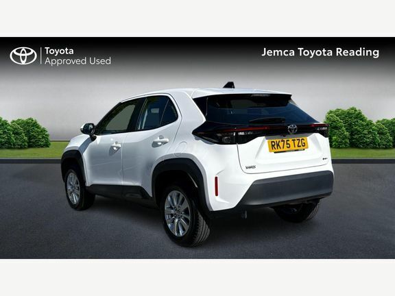 Toyota Yaris Cross Icon Fwd RK75TZG White #4