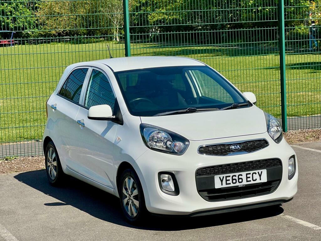 Kia Picanto Petrol White