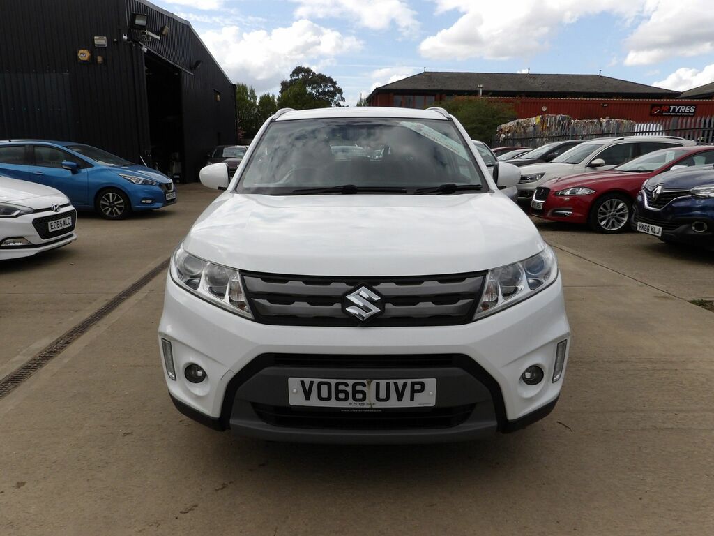 Suzuki Vitara 1.6 Sz4 Suv Euro 6 S S 120 Ps VO66UVP White #2