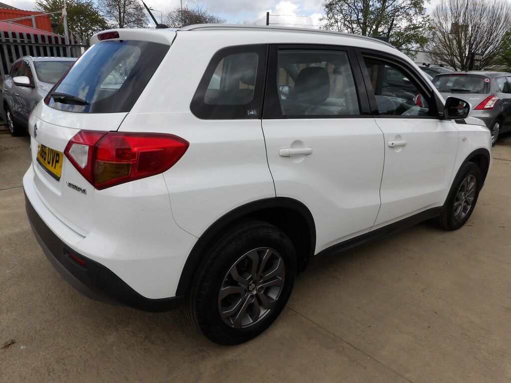 Suzuki Vitara 1.6 Sz4 Suv Euro 6 S S 120 Ps VO66UVP White #6