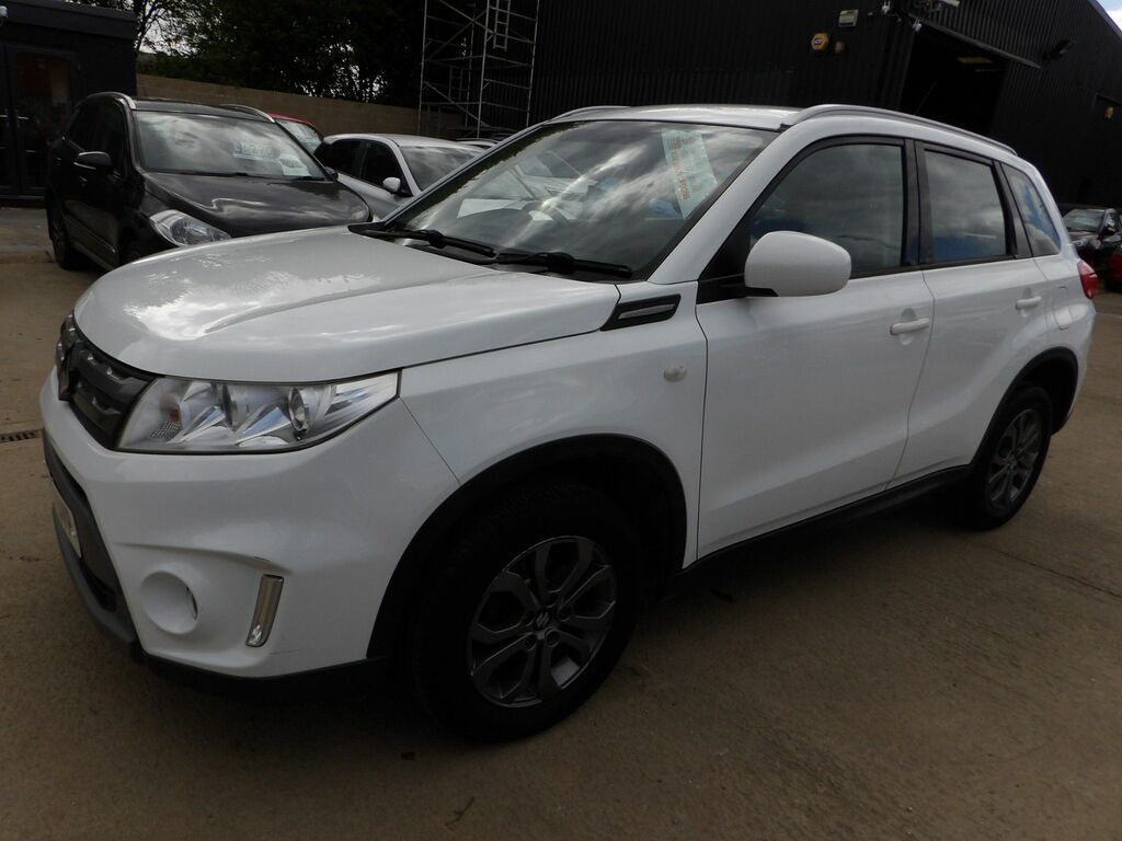 Suzuki Vitara 1.6 Sz4 Suv Euro 6 S S 120 Ps VO66UVP White #3