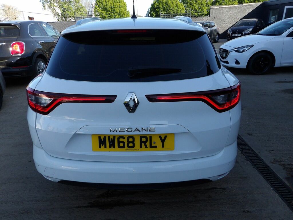 Renault Megane 1.5 Blue Dci Play Sport Tourer E MW68RLY White #4