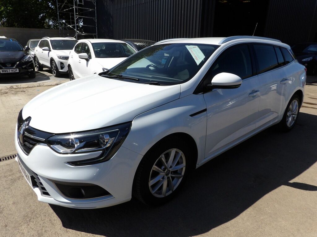 Renault Megane 1.5 Blue Dci Play Sport Tourer E MW68RLY White #2