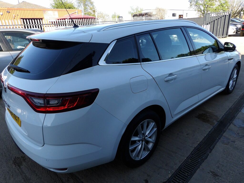 Renault Megane 1.5 Blue Dci Play Sport Tourer E MW68RLY White #5