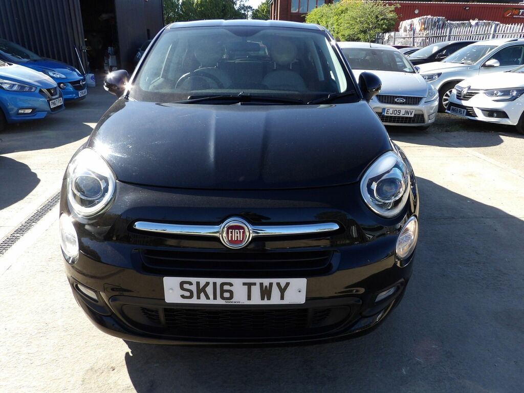 Fiat 500X 1.6 Multijetii Lounge Suv Euro 6 SK16TWY Black #2