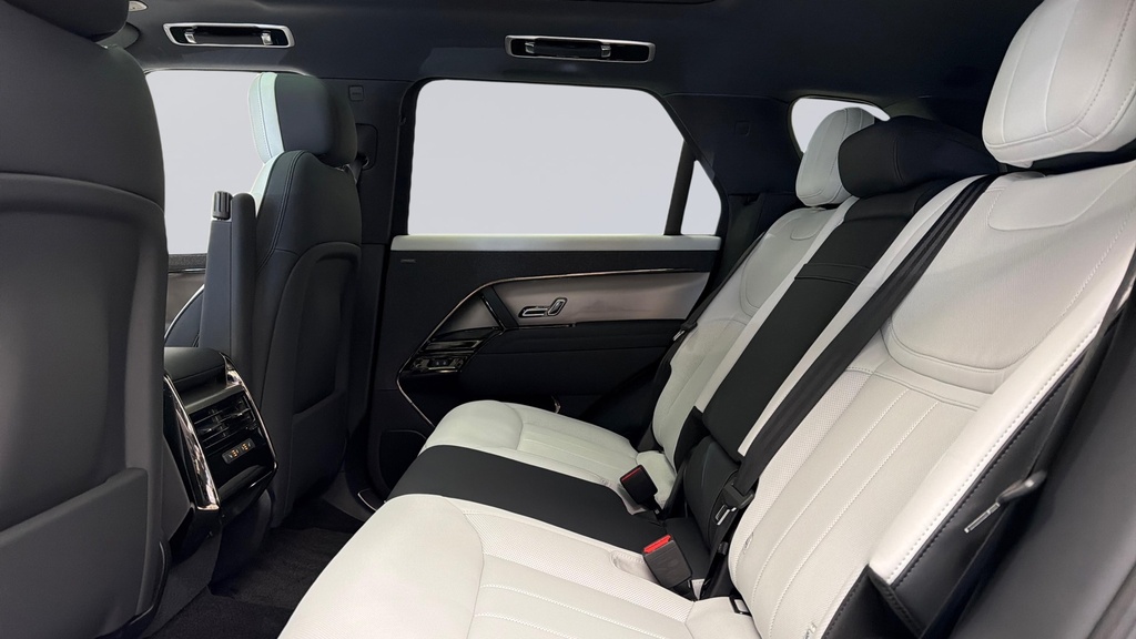 Land Rover Range Rover Sport D300 Dynamic Se PJ75ETZ Black #4